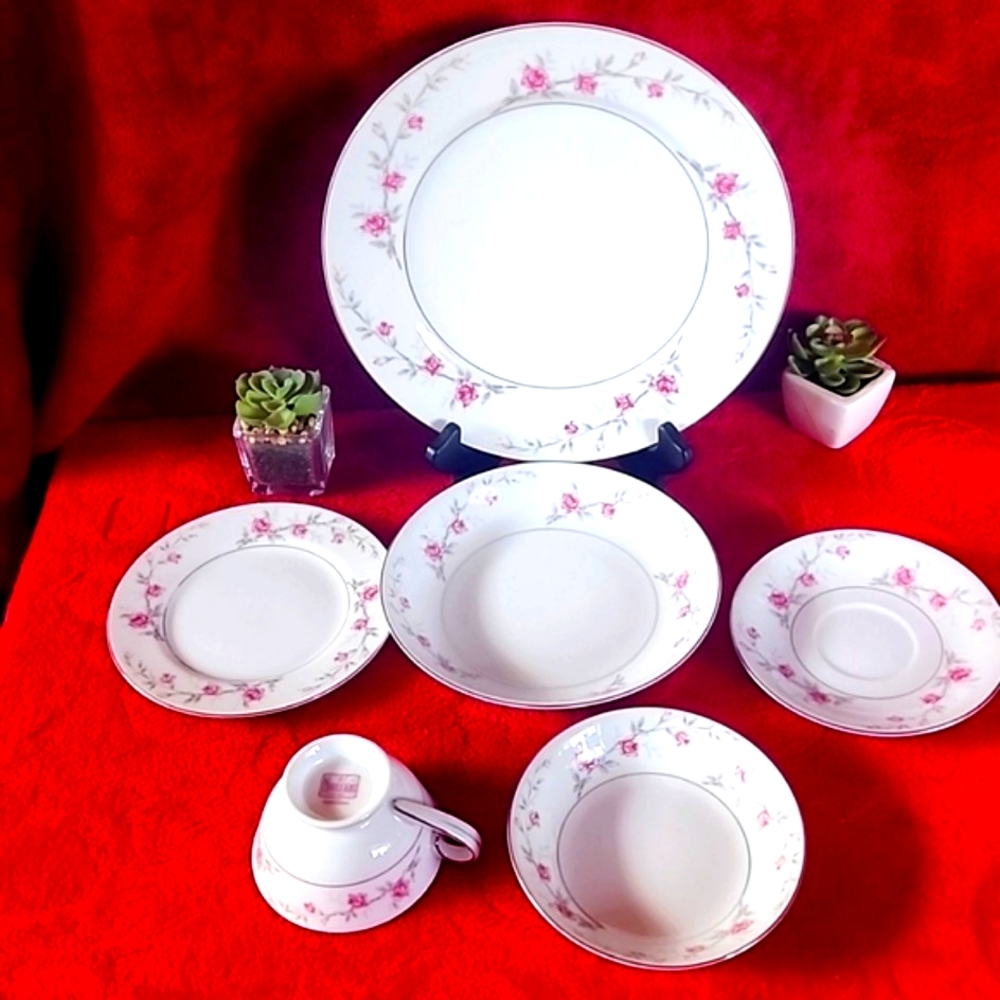 Lot of 6,Norleans Debonaire China. Japan.